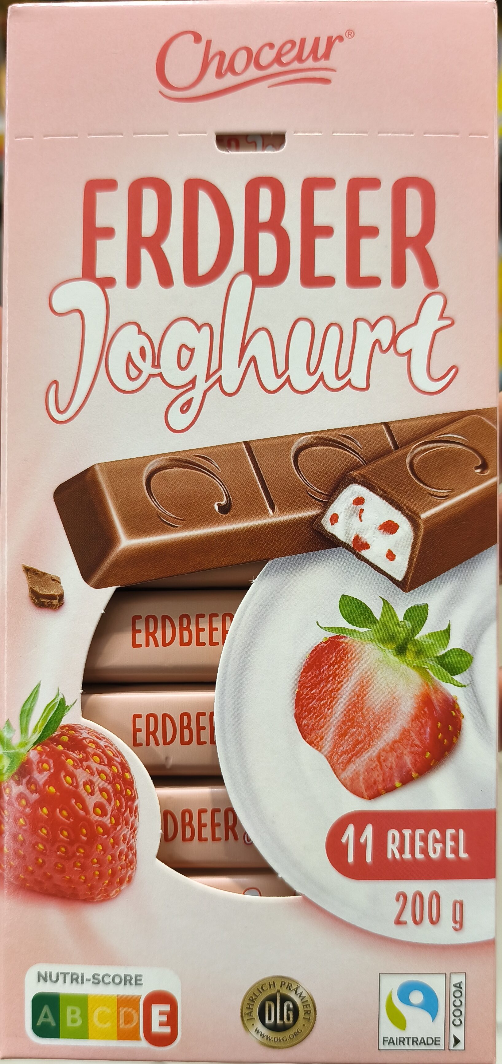 Шоколадные батончики ERDBEER Joghurt 200 гр / Choceur