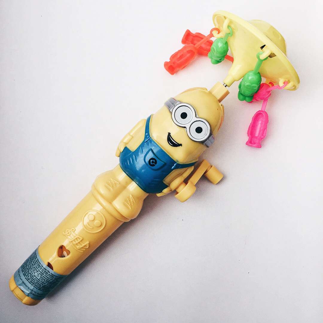 Игрушка Миньон-карусель с конфетами 5 гр