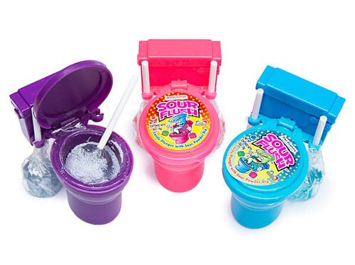 Большой Унитазик с 2-мя леденцами "Sour Flush". 39гр(12шт в уп)/KIDSMANIA Китай/Кидсмания